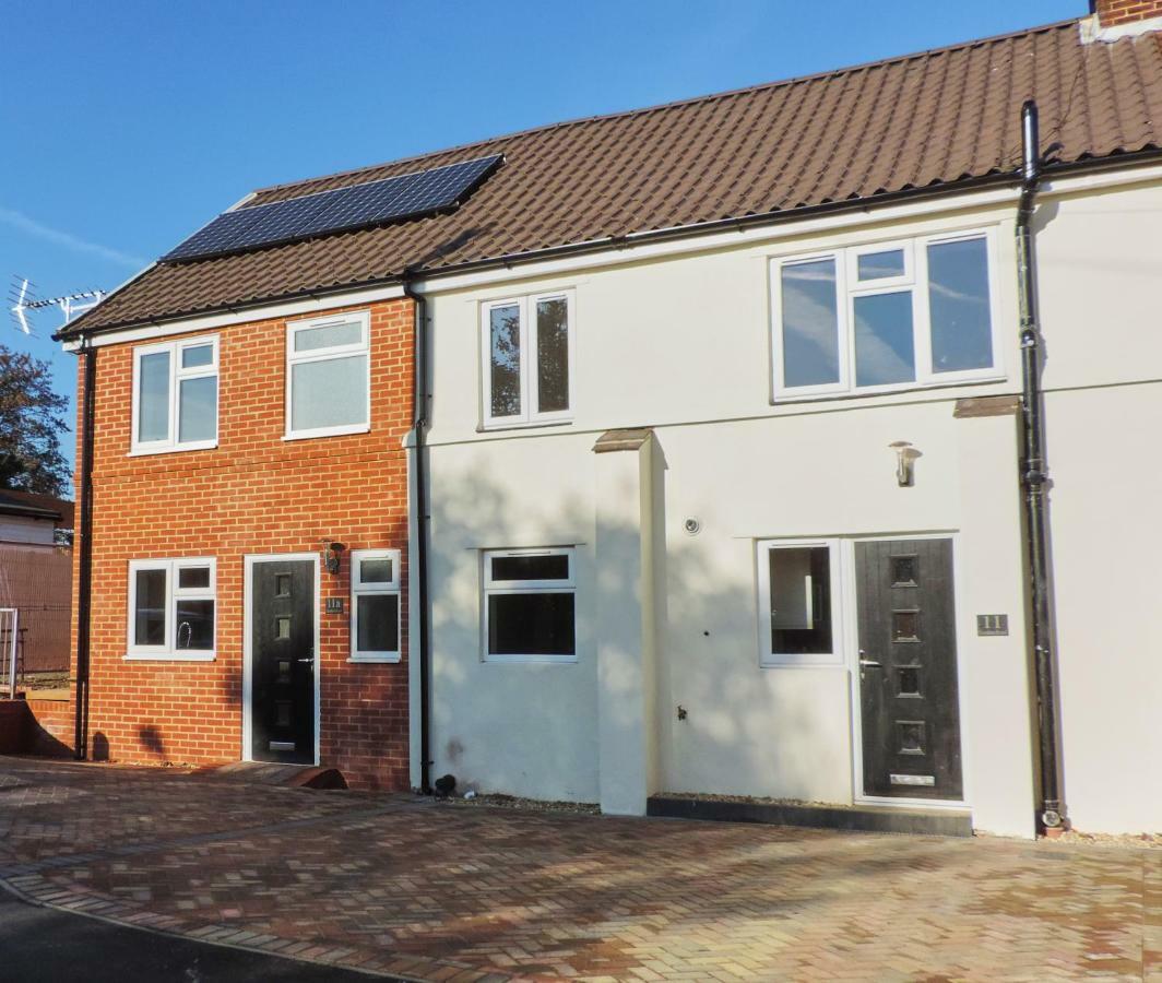 3 Bed Farnborough Air Accommodation Extérieur photo