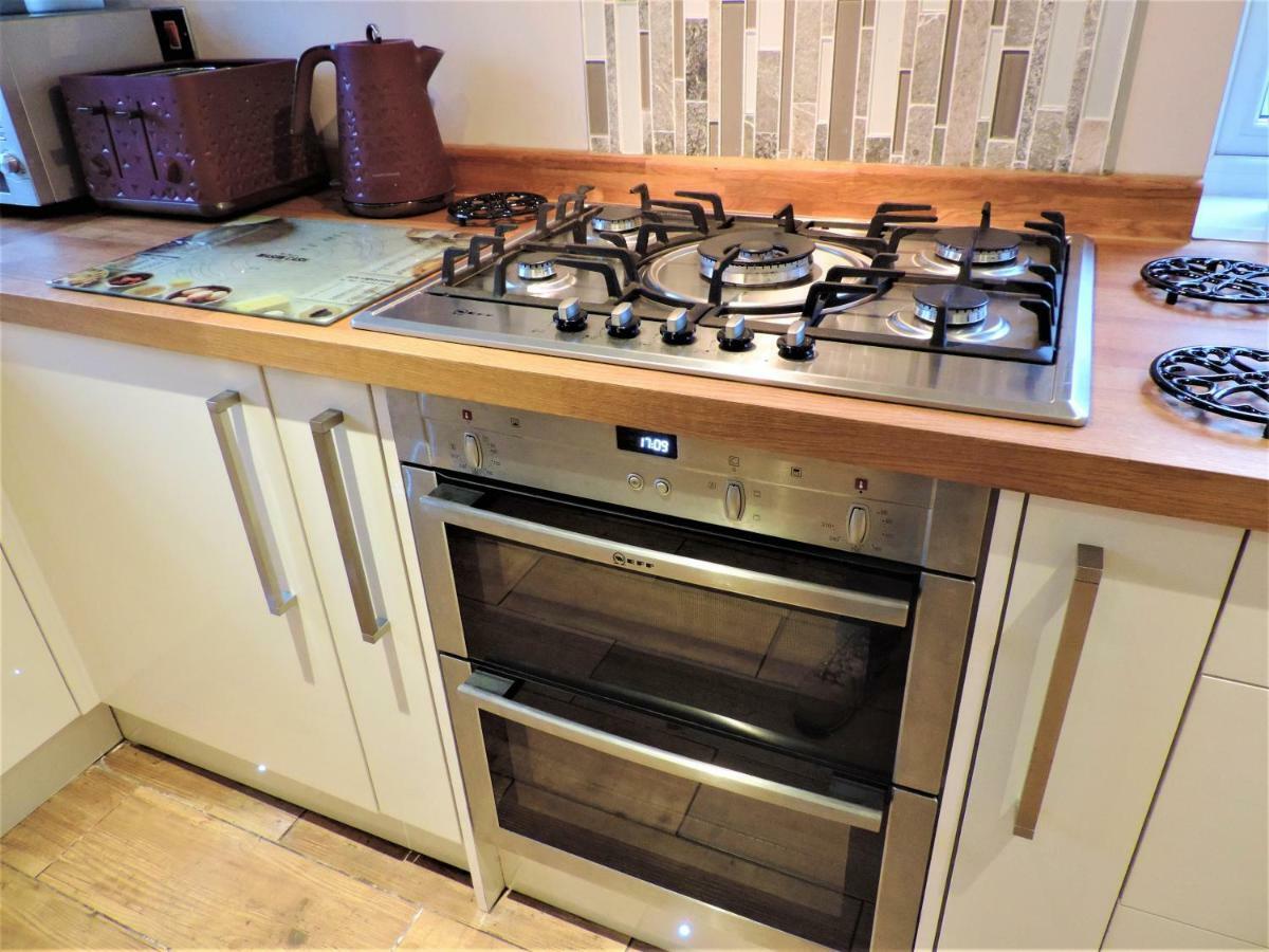 3 Bed Farnborough Air Accommodation Extérieur photo
